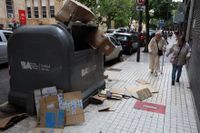 En CABA sancionarán a quienes revuelvan la basura en los contenedores