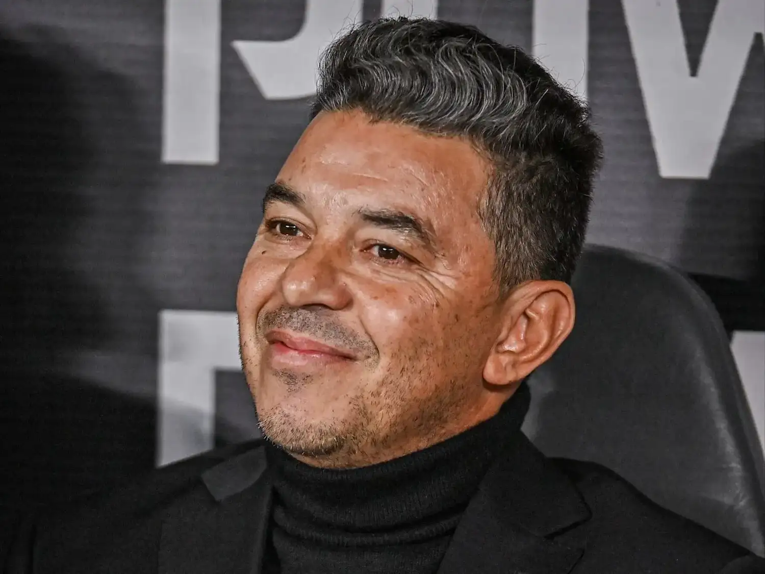 Gallardo, candidato para Ecuador