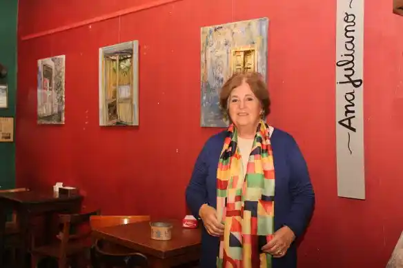Se inauguró una muestra en el marco del ciclo “Estoy en el bar”
