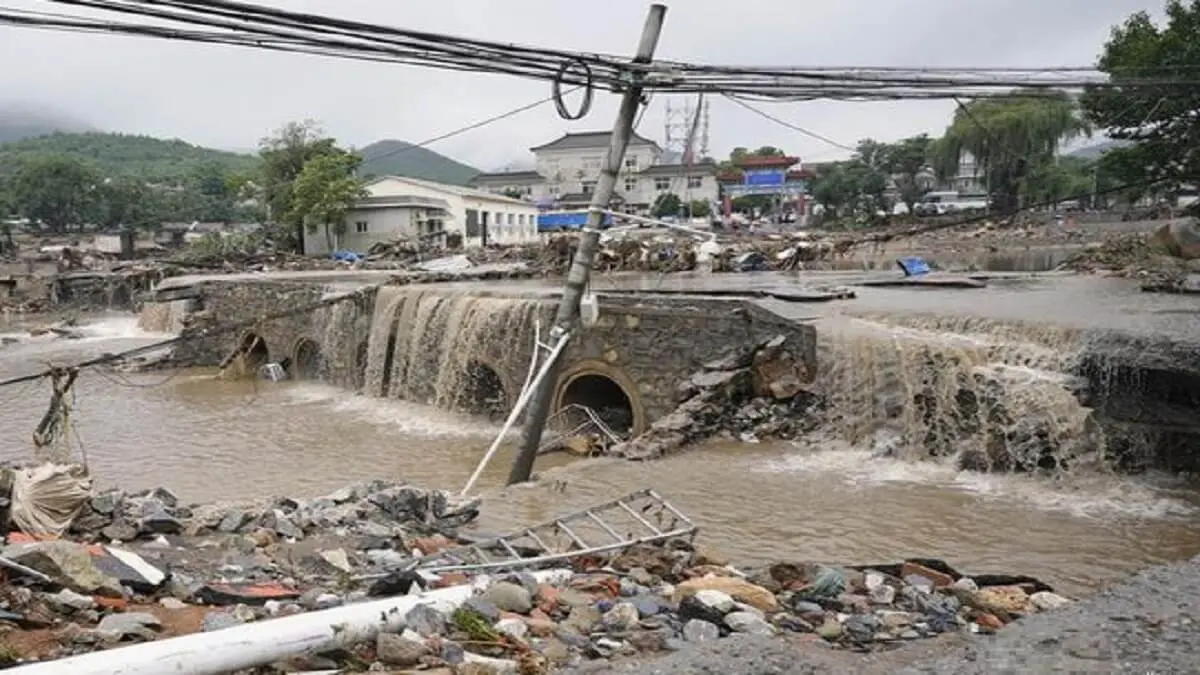 LA NATURALEZA se ensaña con China y Japón: muertos y daños materiales por lluvias y tifones