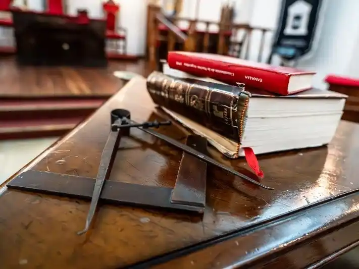 El templo de Rosario, la "casa" de la Logia Flora Tristán.
