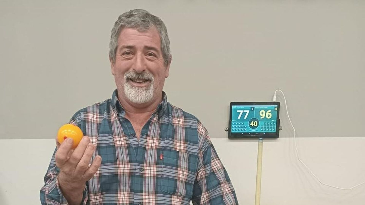 Aníbal “Tato” Rodríguez, ganador de la novena fecha del Apertura Loberense de 5 Quillas