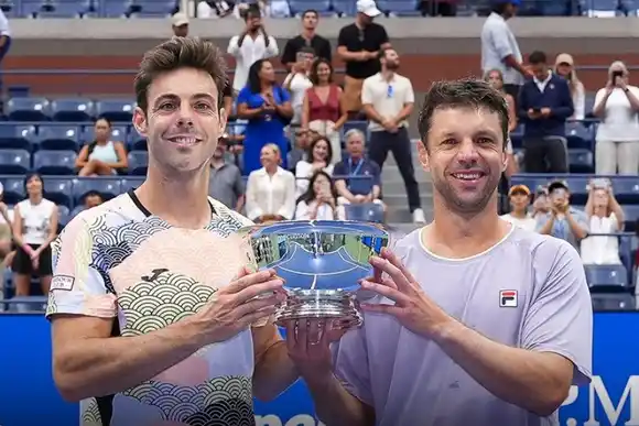 El argentino Horacio Zeballos volvió a alzarse con un Grand Slam en dobles junto al español Marcel Granollers