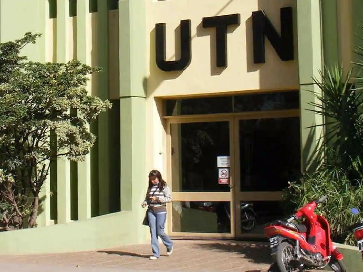 Tecnicatura en Programación e Ingeniería en  Sistemas encabezan las inscripciones en la UTN