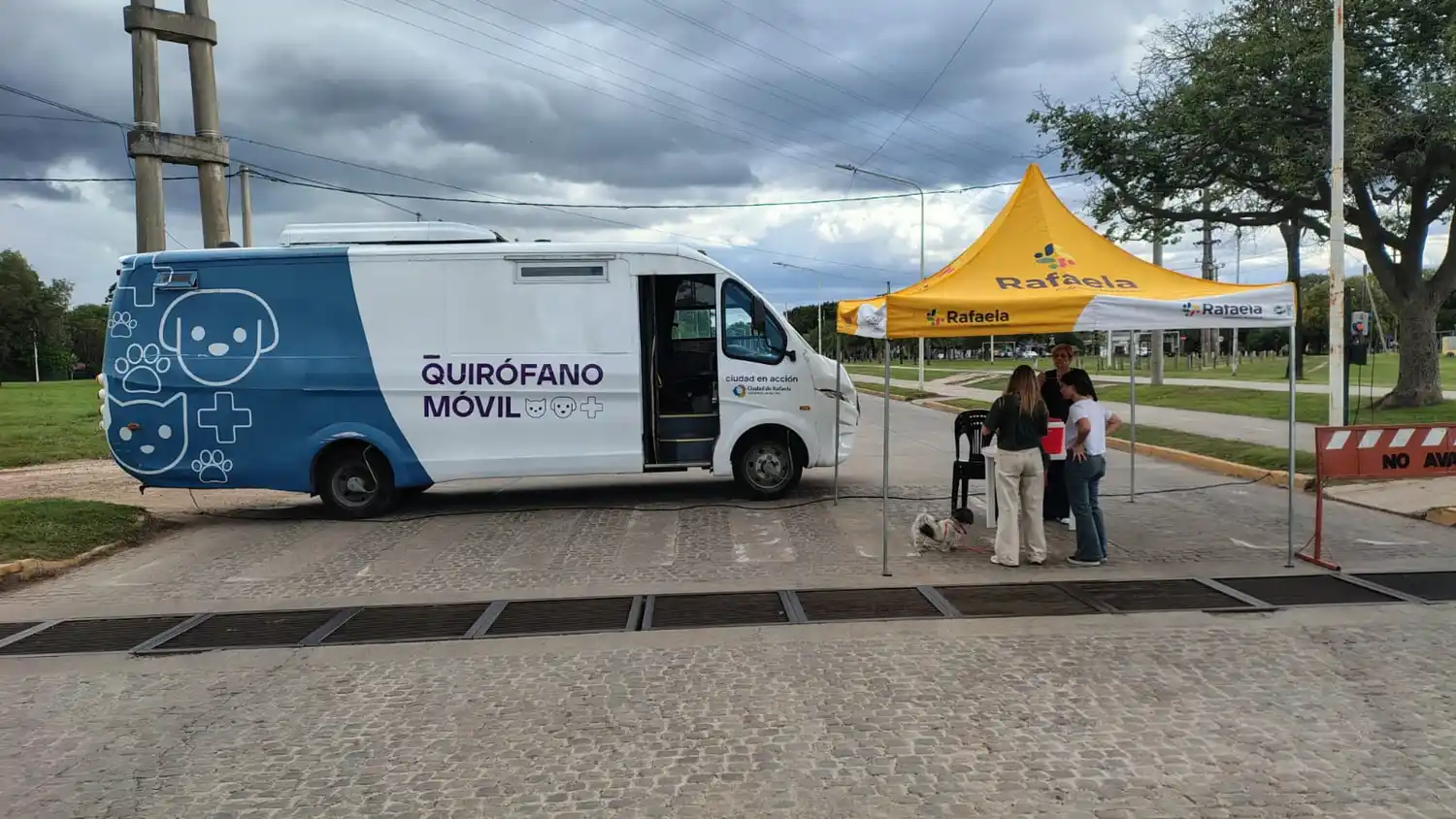 El Quirófano móvil presente en MOA una jornada para celebrar el vínculo con los animales en Rafaela