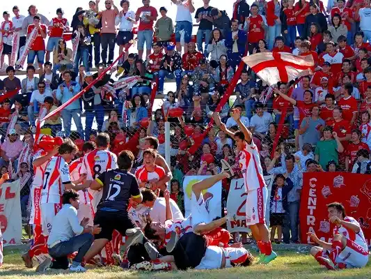 Central Larroque consiguió su sexto título en el fútbol departamental 