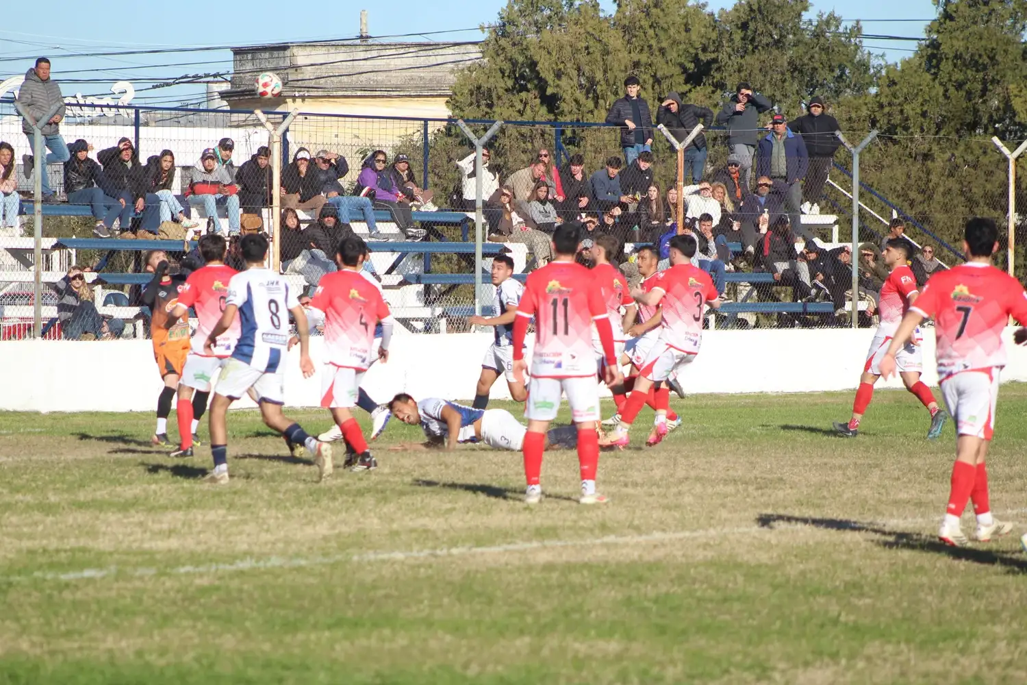 Se juega una jornada decisiva en la pelea por la cima del fútbol gualeyo