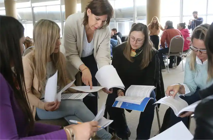 IPS y Fiscalía de Estado capacitaron a más de 100 trabajadores en Mar del Plata