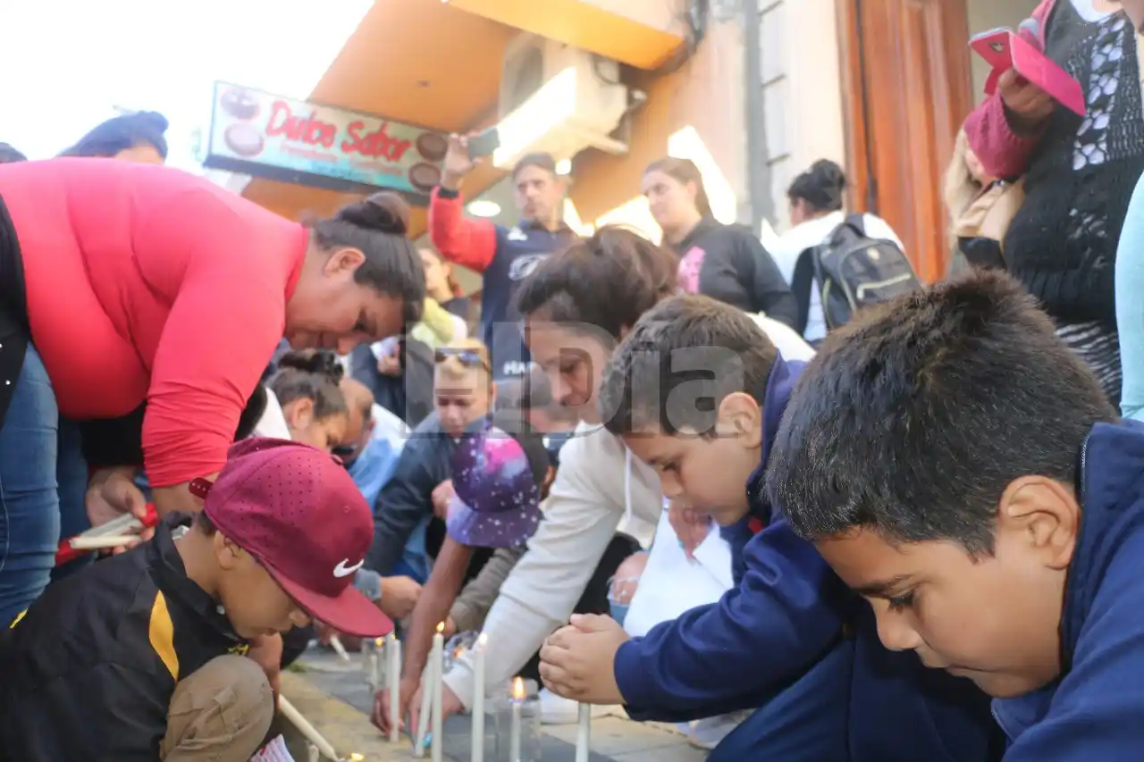 Bronca, emoción y dolor: Las 10 fotos de la marcha por Tahiel