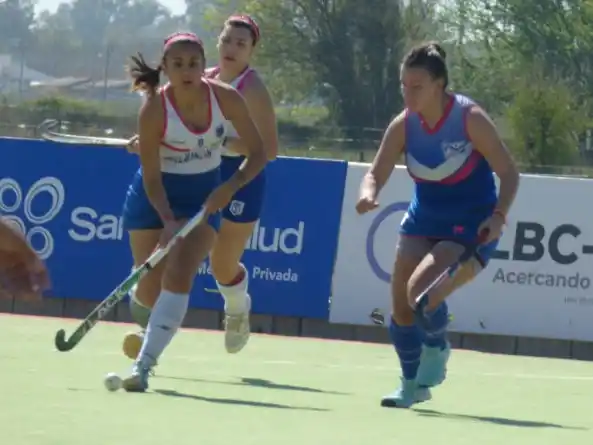 FOSH: Intensa jornada para la Zona Rafaela B de hockey femenino