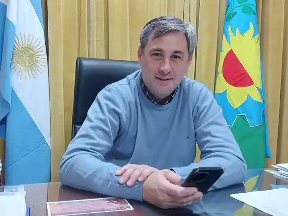 Elecciones bonaerenses: Sin vueltas, intendente de Yrigoyen ya anunció su lista de candidatos a concejales