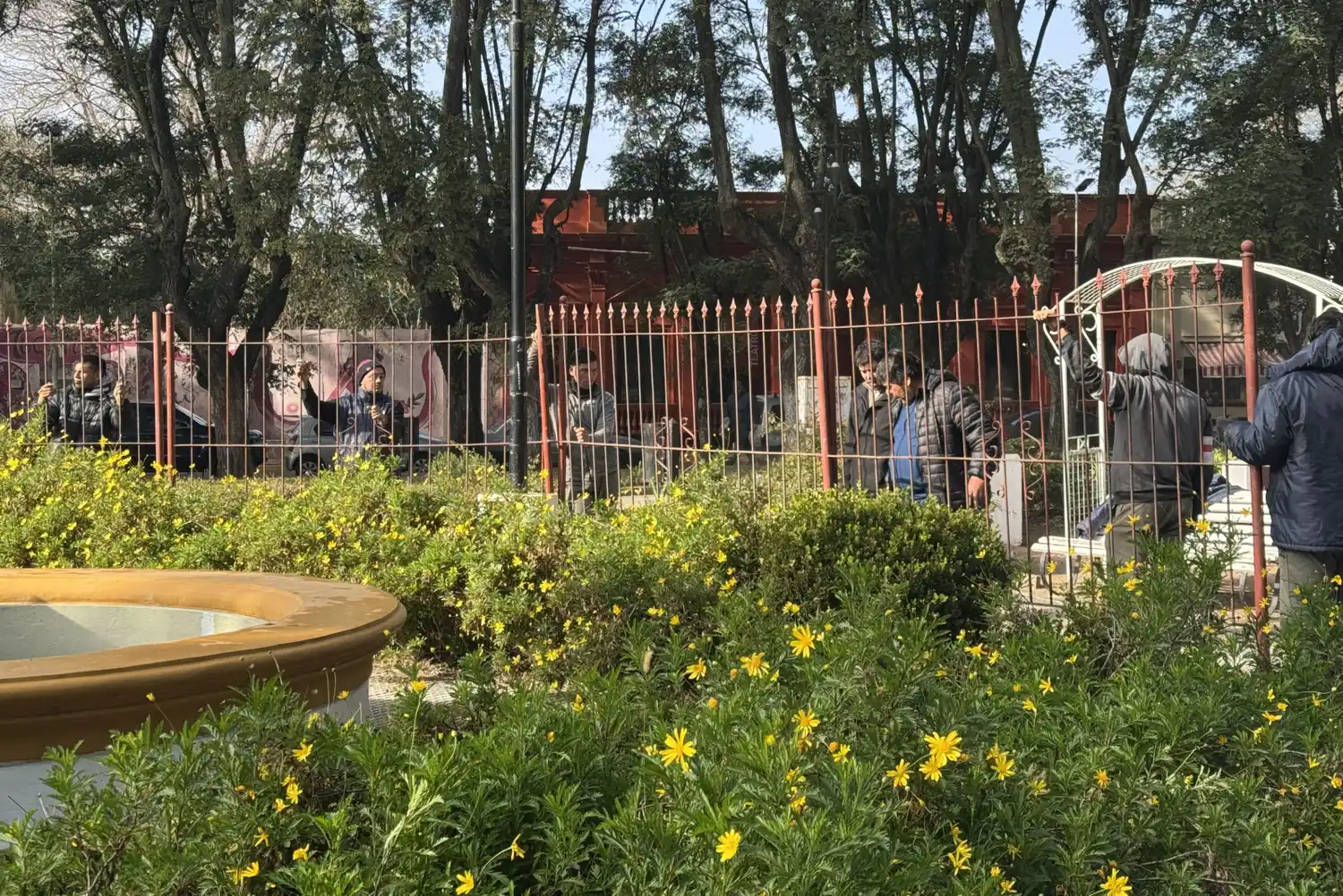 vallado fuente plaza constitución