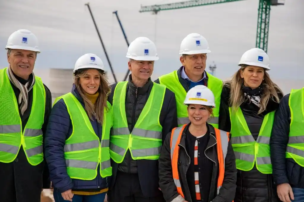  Avanza la megaobra Sistema Riachuelo: "Va a hacer que 4,5 millones de vecinos del GBA tengan un mejor servicio", destacó Galmarini