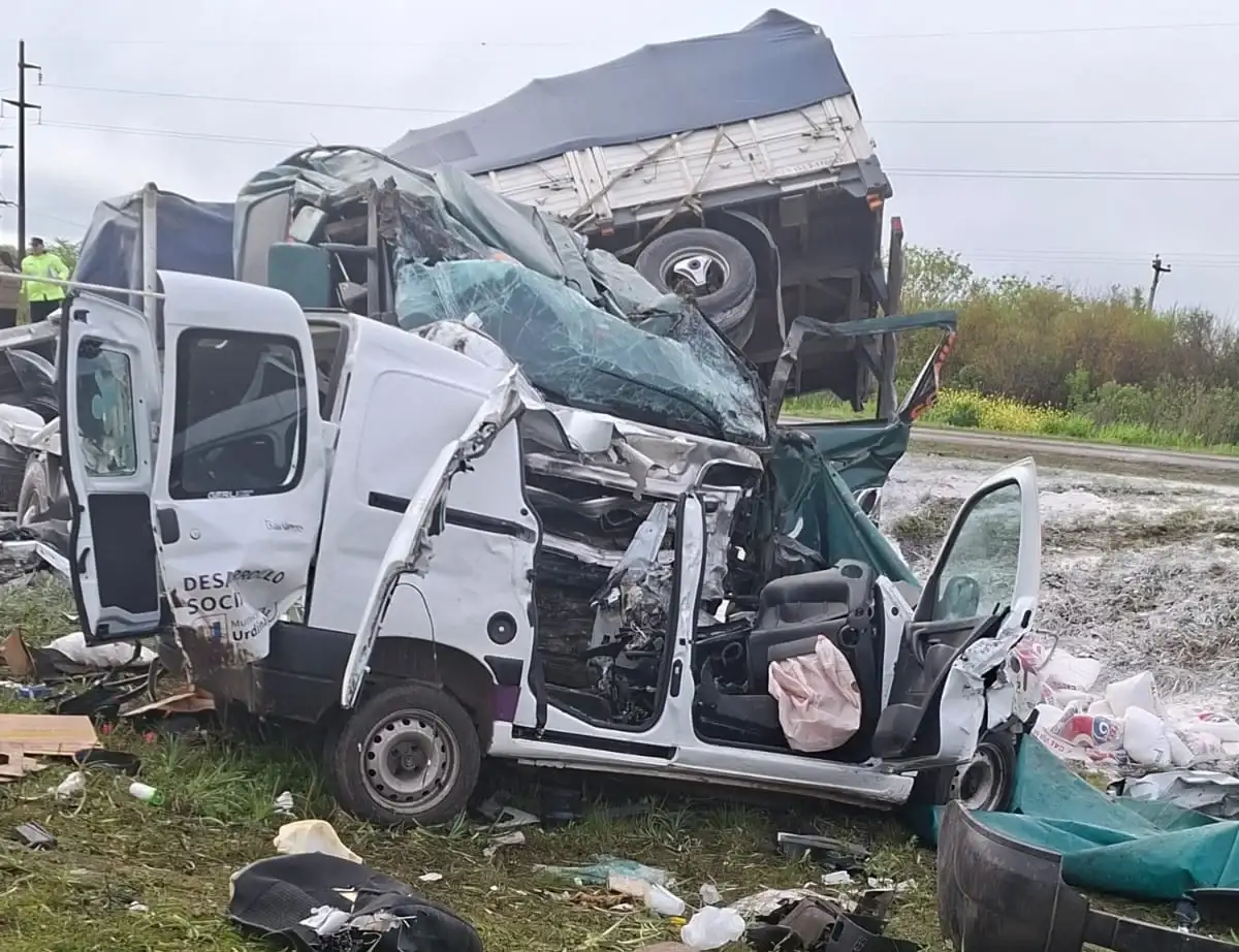 Tragedia: fallecieron tres personas de Urdinarrain en un accidente frontal