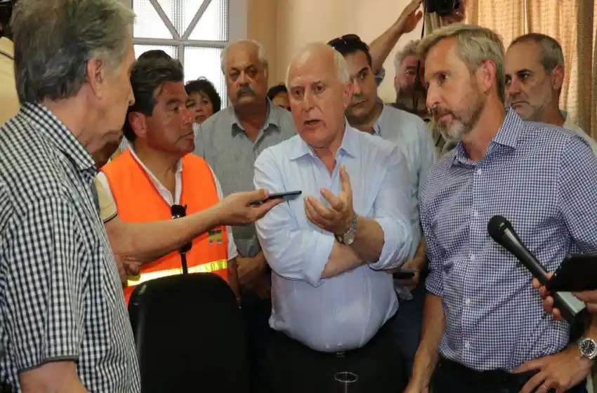 Lifschitz recorrió Villa Minetti junto al ministro Frigerio