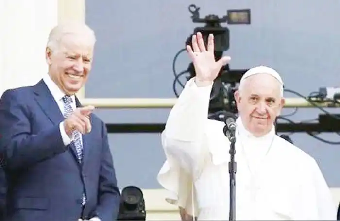 El Papa recibe a Biden con inquietud por el cambio climático, los refugiados y el rearme