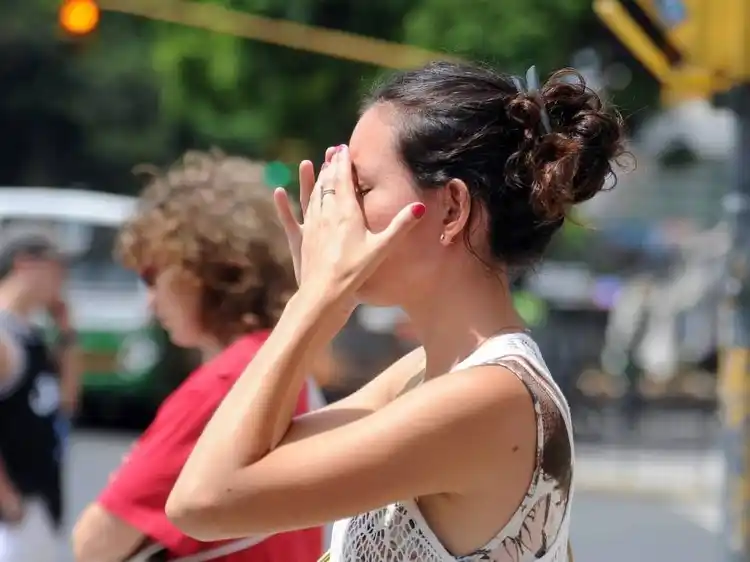 Miércoles ardiente: se espera otra jornada con altas temperaturas en la ciudad