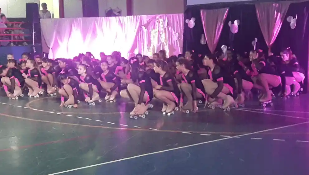 La Escuela Municipal de Patín presentó su muestra de fin de año