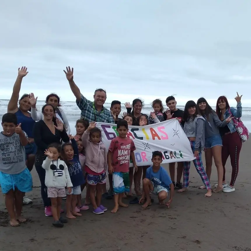 Llegaron los niños de Azul a conocer el mar
