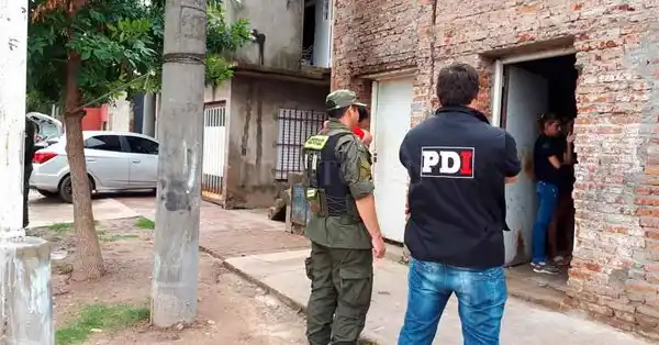 Allanamientos y detenidos en barrio Coronel Dorrego