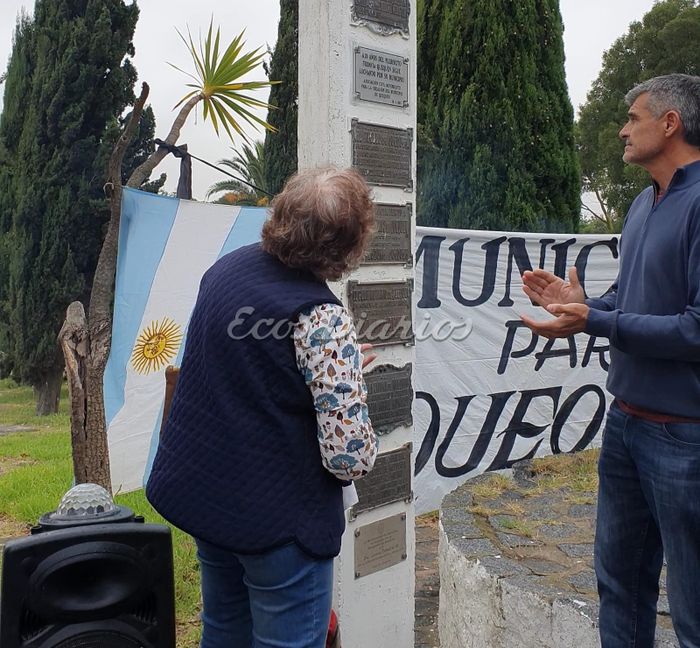 Descubrimiento de la placa
