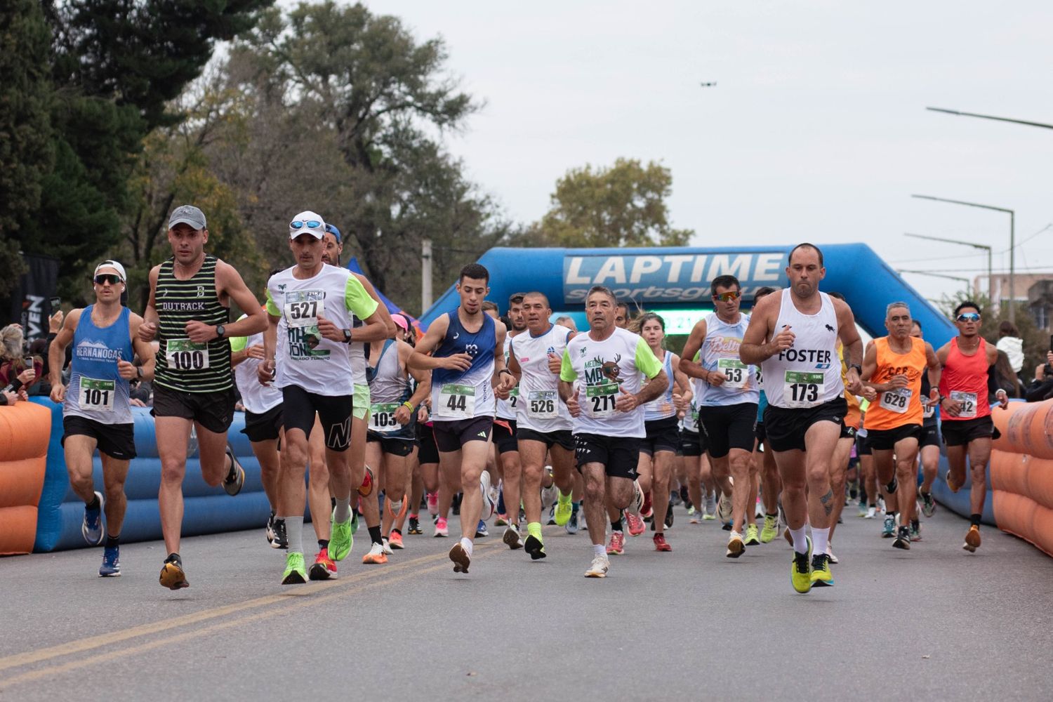 Un total de 720 corredores participaron de la competencia.