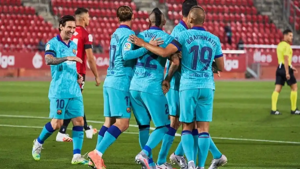 Volvió Messi con un gol y dos asistencias para la goleada del Barcelona