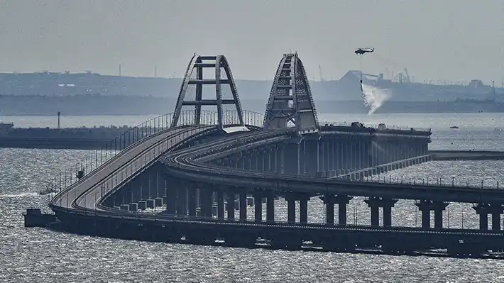 Rusia asegura que una “pista búlgara” podría explicar la explosión en el puente de Crimea