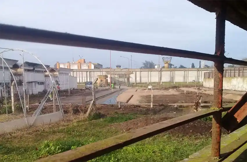 Comenzó la construcción de la Unidad Sanitaria Carcelaria en Batán