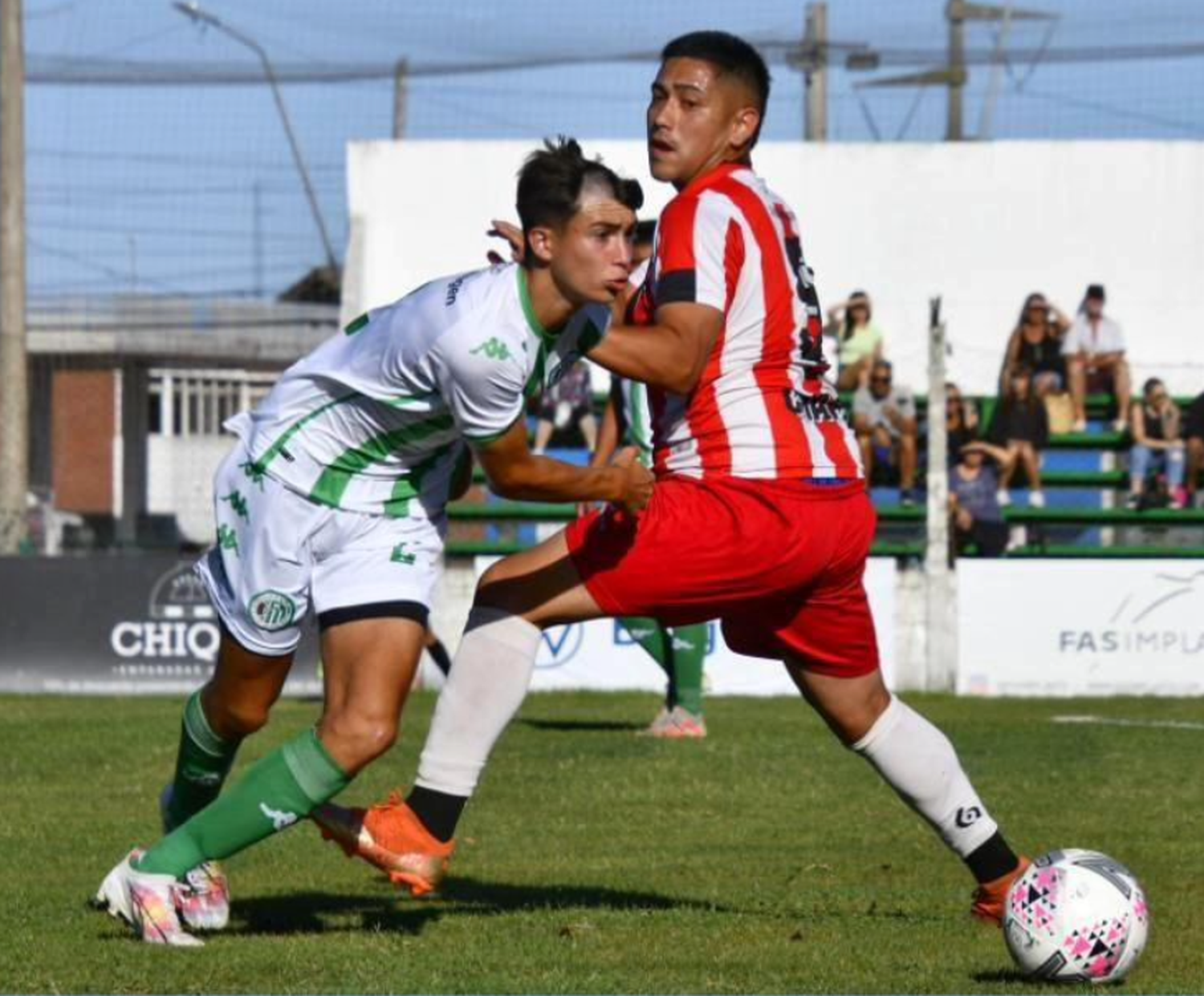 Kimberley volvió al triunfo y perdieron el campeón y el sub-campeón