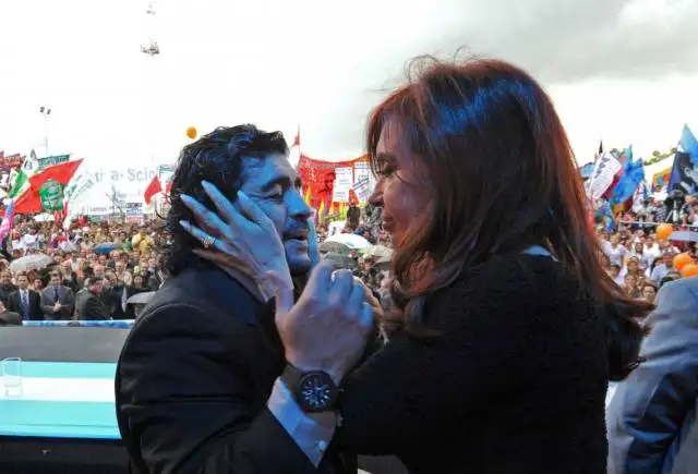 Diego Maradona respaldó a Alberto Fernández y Cristina Kirchner