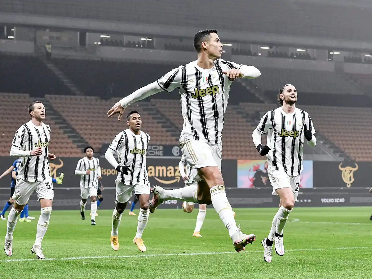 Un doblete de Cristiano Ronaldo hizo sonreír a Juventus