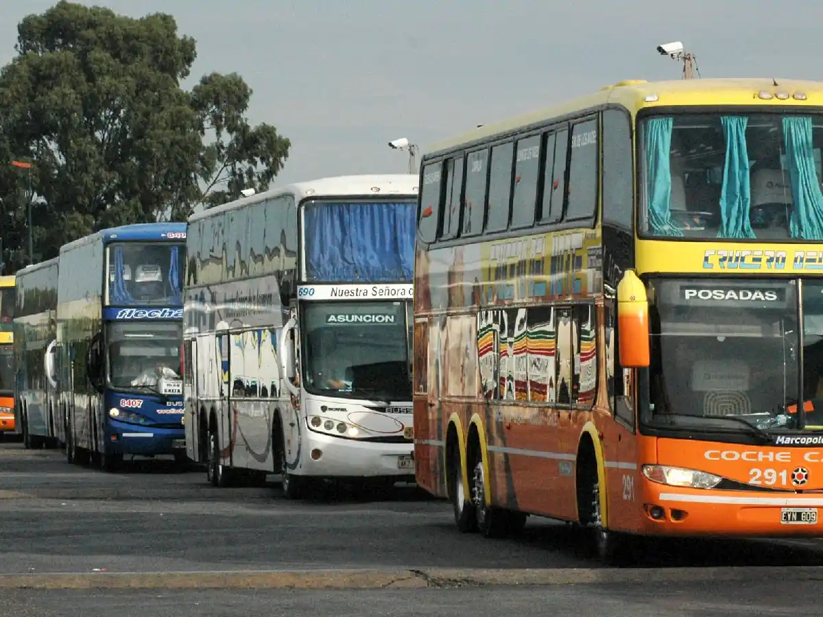 Quedó habilitado el transporte internacional terrestre de pasajeros
