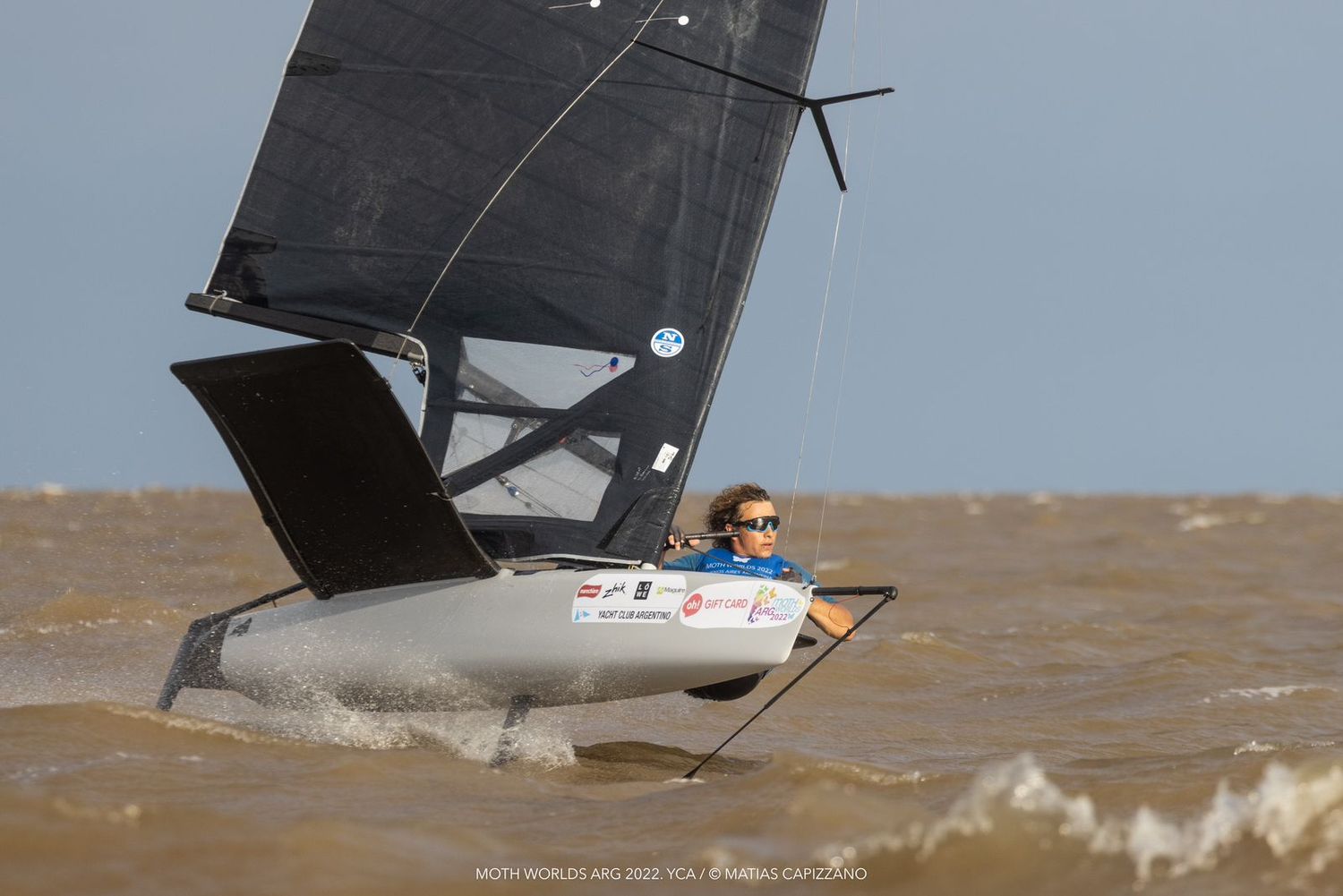 Massimo Contessi líder en el Mundial de Moth luego de 2 jornadas