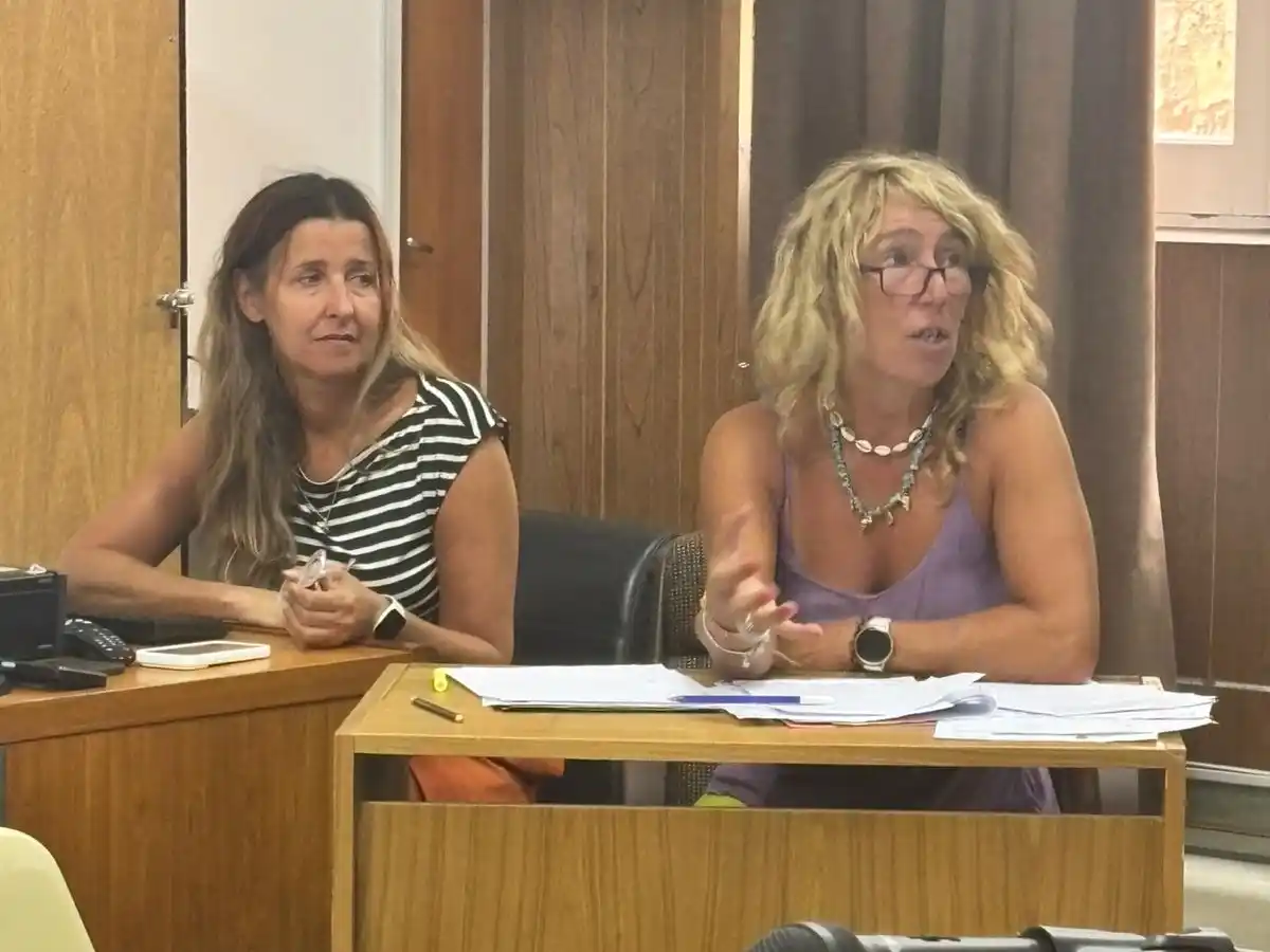 Jueza. Irigoyen Testa junto a Eugenia Gómez