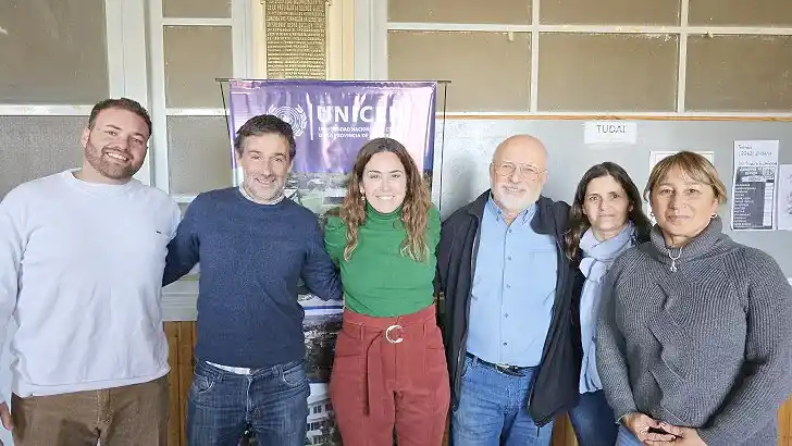 Suscribieron una carta de intención para cooperación entre Puerto Quequén y la Unicen.
