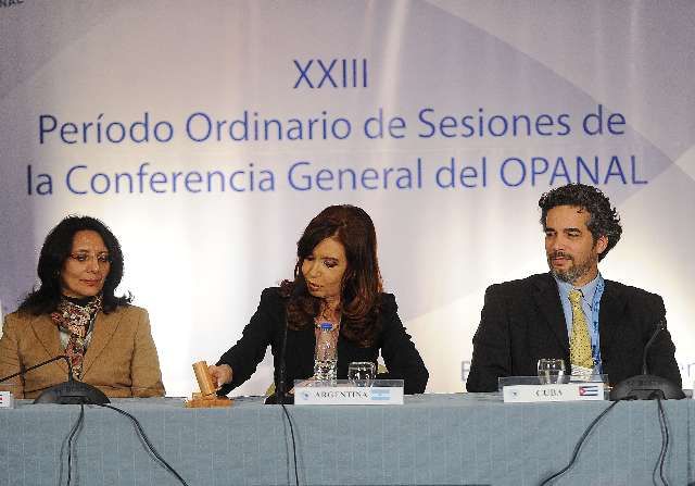 Cristina quiere "un Atlántico sur libre de armas nucleares"