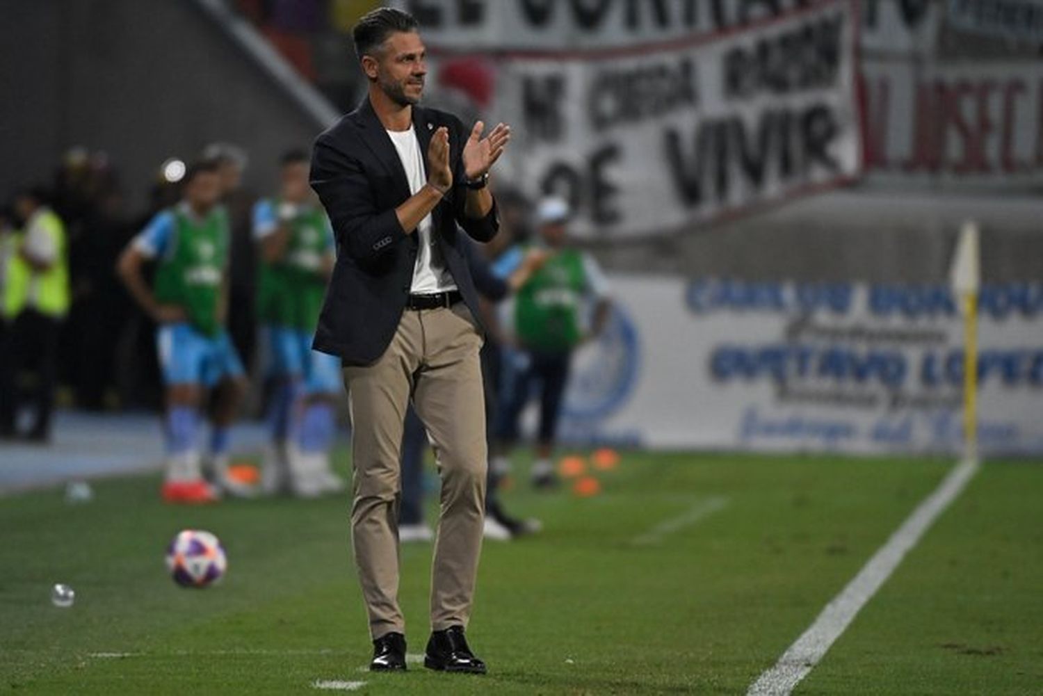 Demichelis programó un amistoso en la fecha FIFA