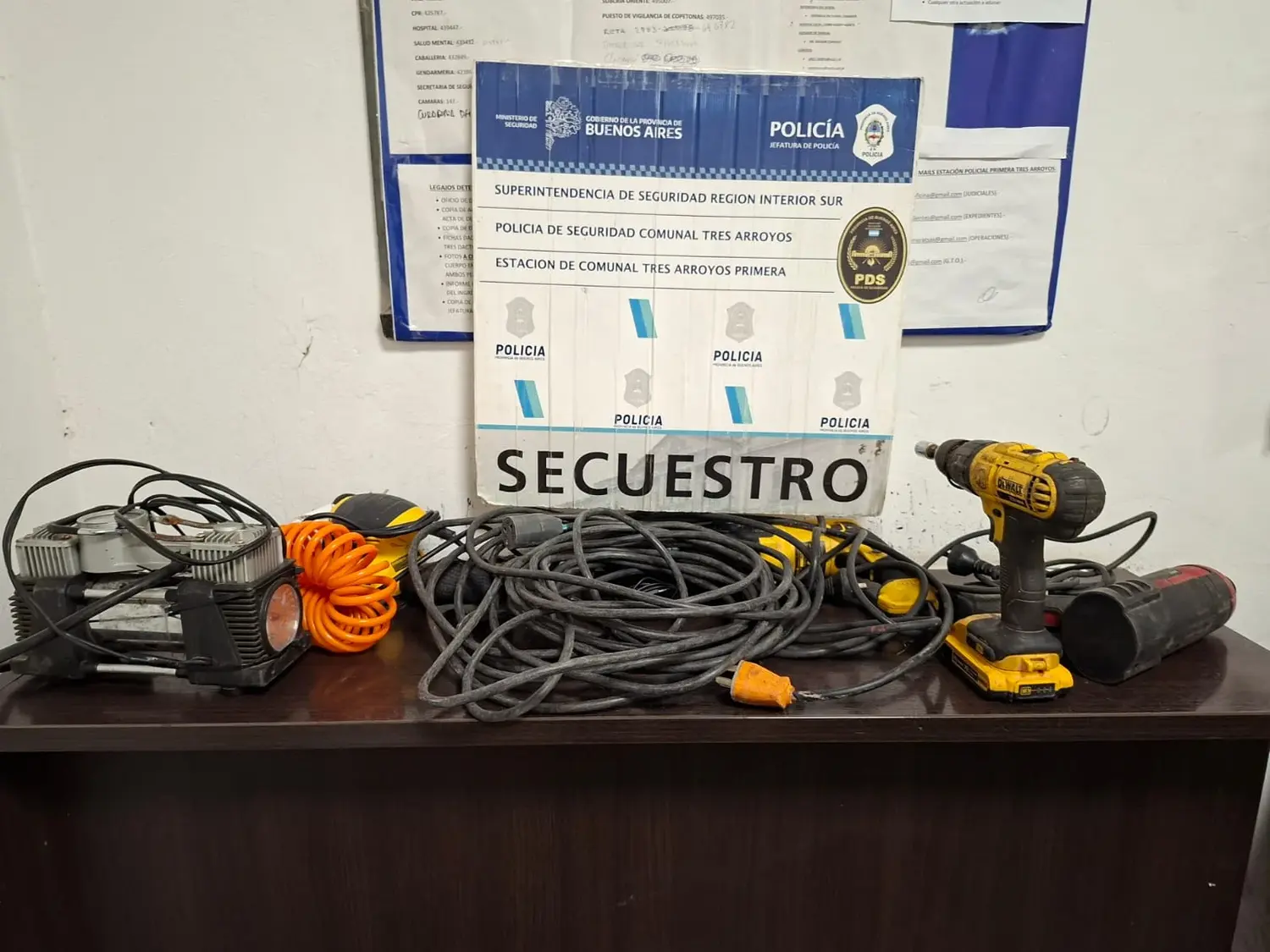 Las herramientas que transportaba Carrera al momento de su primera aprehensión
