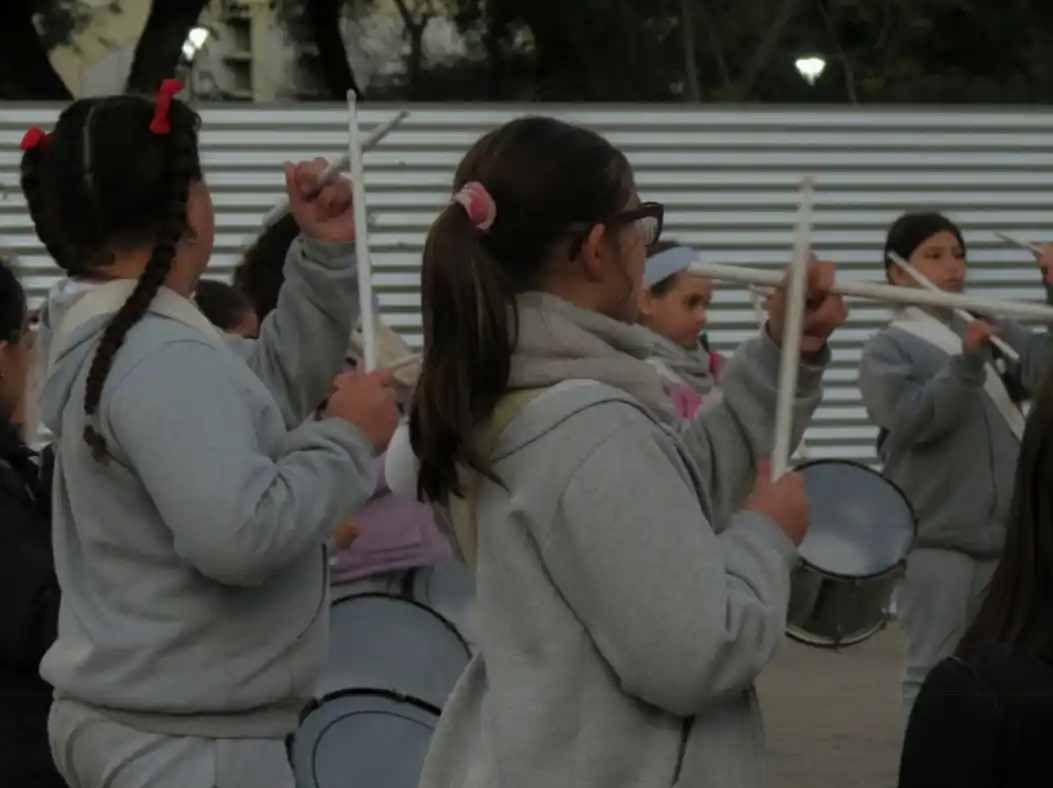 “Chicas en Banda”: una mirada que retrata identidad, emoción y pertenencia