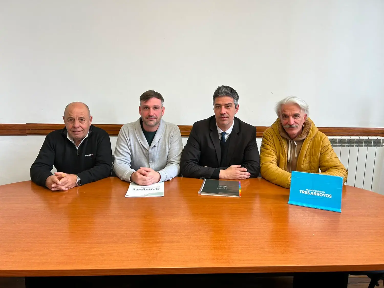 El Municipio y el Banco Credicoop firmaron un convenio para capacitar a emprendedores