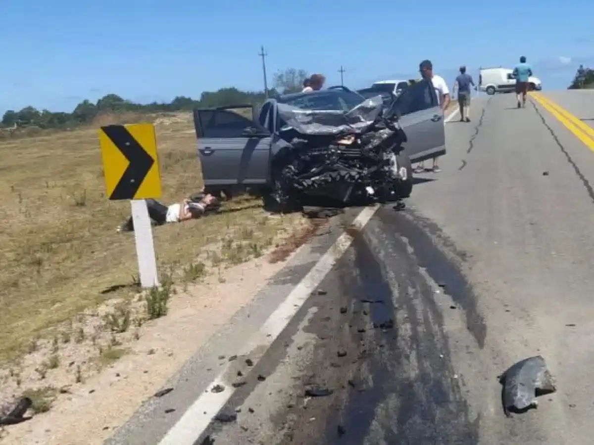Punta del Este: dos argentinas murieron tras un choque frontal