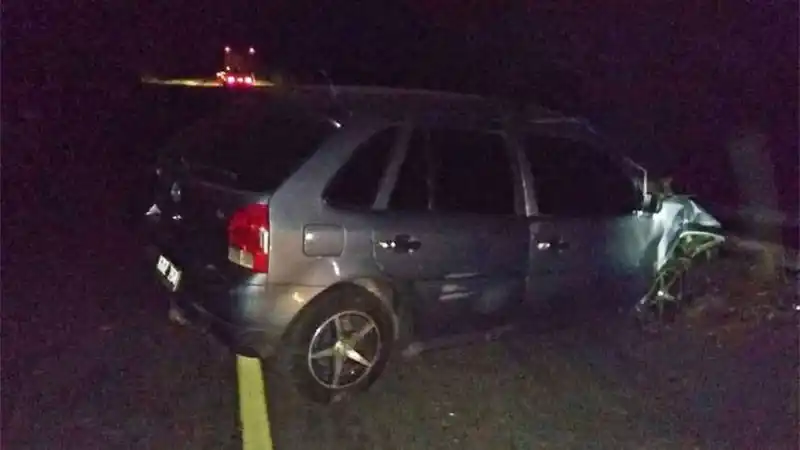 Murió una beba tras el despiste de un auto: iba en brazos de su mamá