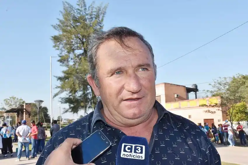 Mario Diakovsky destacó la construcción
de nuevos espacios recreativos en Pirané