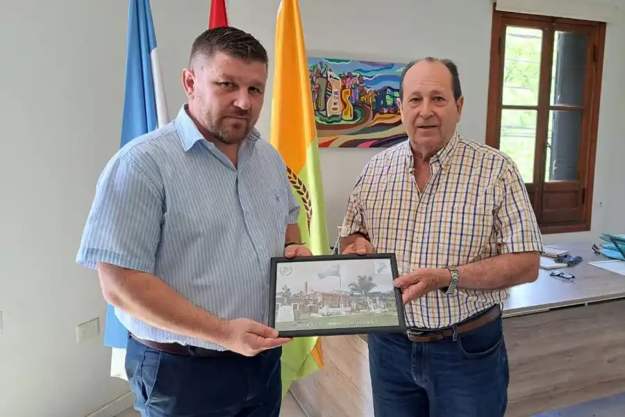 Detrás de un sueño: El Intendente Pablo Pinotti recibió a Owen Crippa