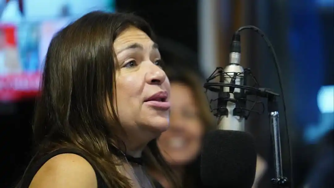 Claribel Medina en la AM1050