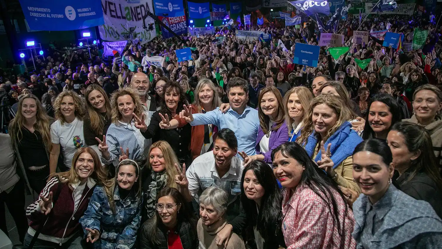 "Las mujeres tienen que ponerse al frente de la construcción de una alternativa colectiva, democrática y popular", expuso Kicillof.