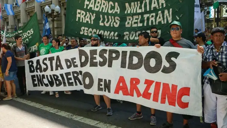 Industria y empleo en la cuerda floja