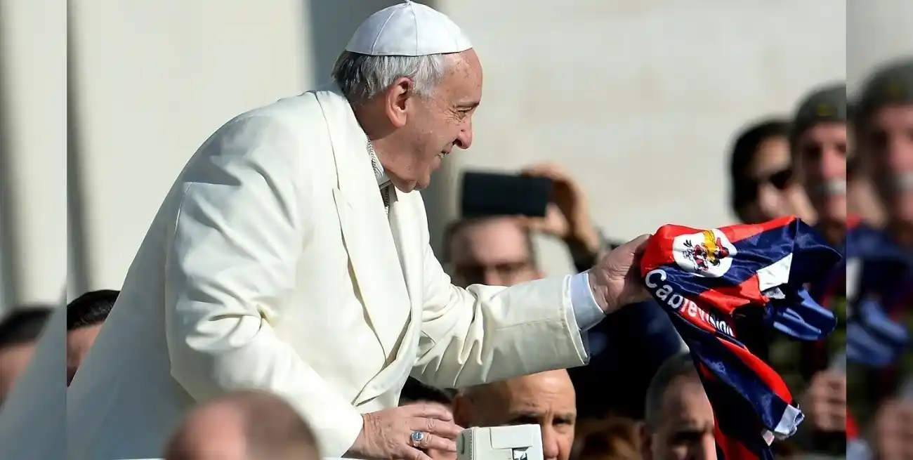 Papa Francisco, hincha de San Lorenzo y "devoto" del ilustre equipo de 1946.