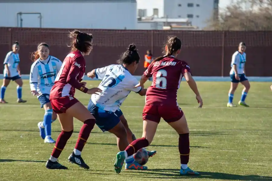 Atlético cayó en su visita a Lanús